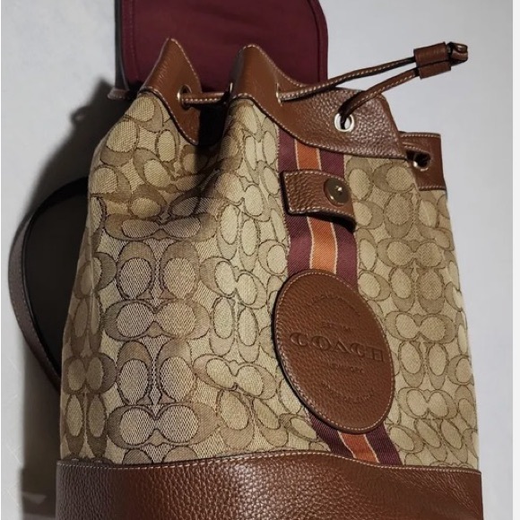 COACH DEMPSEY DRAWSTRING BACKPACK IN SIGNATURE JACQUARD with PATCH & STRIPE - Picture 6 of 7